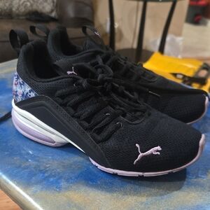 Size 4.5Puma Women's Black and Lavender Sneakers